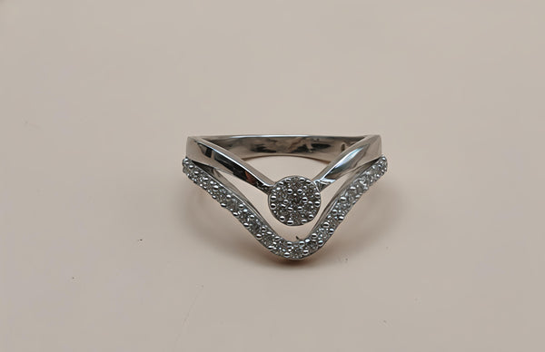 Elegant V-Shaped Crown Sterling Silver Ring