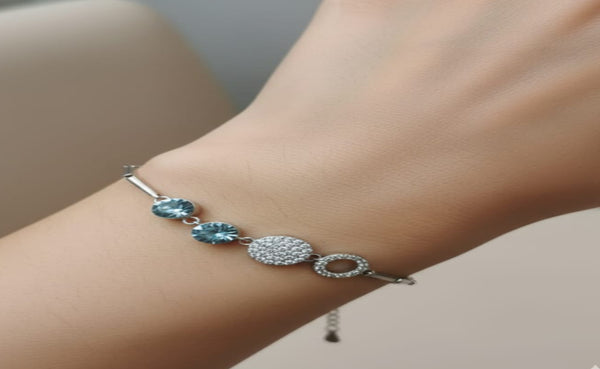 The Azure Horizon: 925 Sterling Silver Signature Bracelet