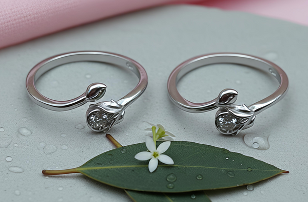 Elegant Rose-Bud Design Silver Toe Rings (Pair) – Article No. OJS06-1125-166-203