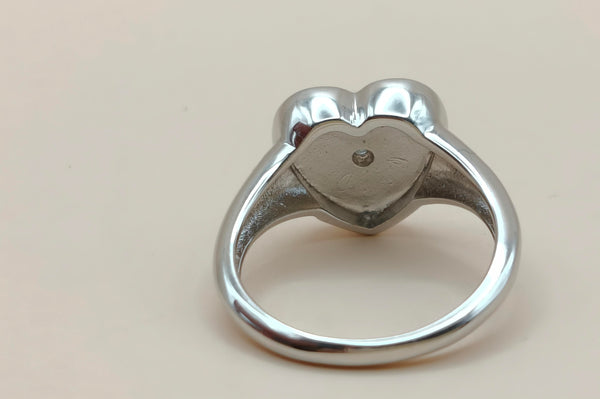 Orisil Jewels: Radiant Sunflower Heart Signet Ring