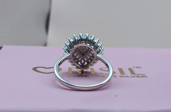 Exquisite Diamond-Style Sunburst Statement Ring in White Gold Finish