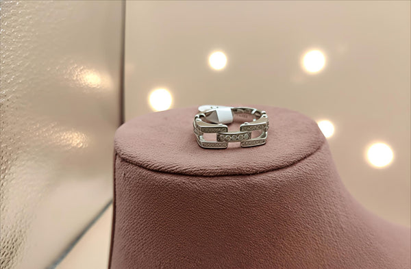 92.5 Sterling Silver Modern Link Gents Ring.