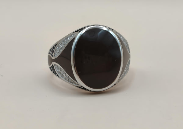 92.5 Sterling Silver Bold Onyx Statement Gents Ring.