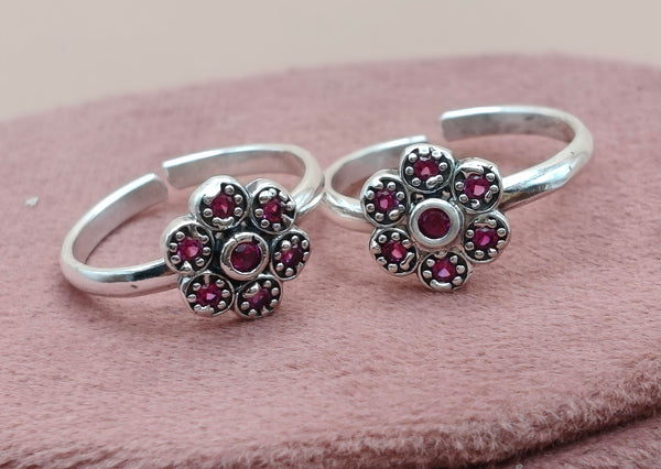 Designer Silver Toe Rings (92.5 Purity).