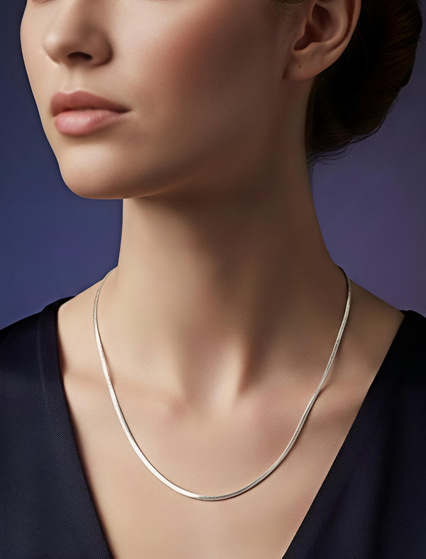 92.5 Sterling Silver Elegant Woven Ladies Chain