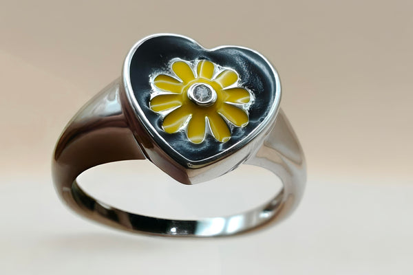 Orisil Jewels: Radiant Sunflower Heart Signet Ring