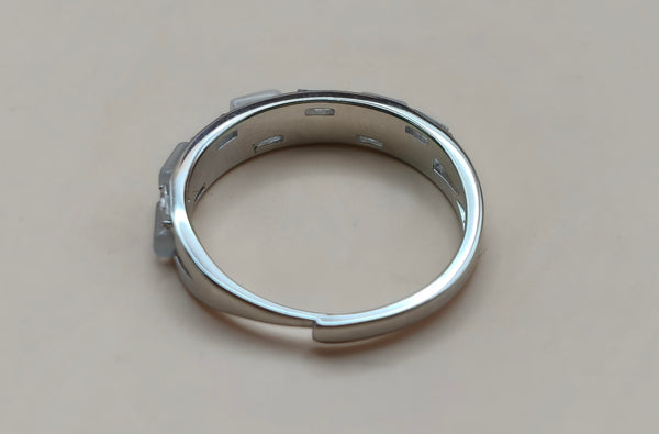 Orisil Jewels: Elegant Geometric Mosaic Ring Crafted in 92.5 Silver